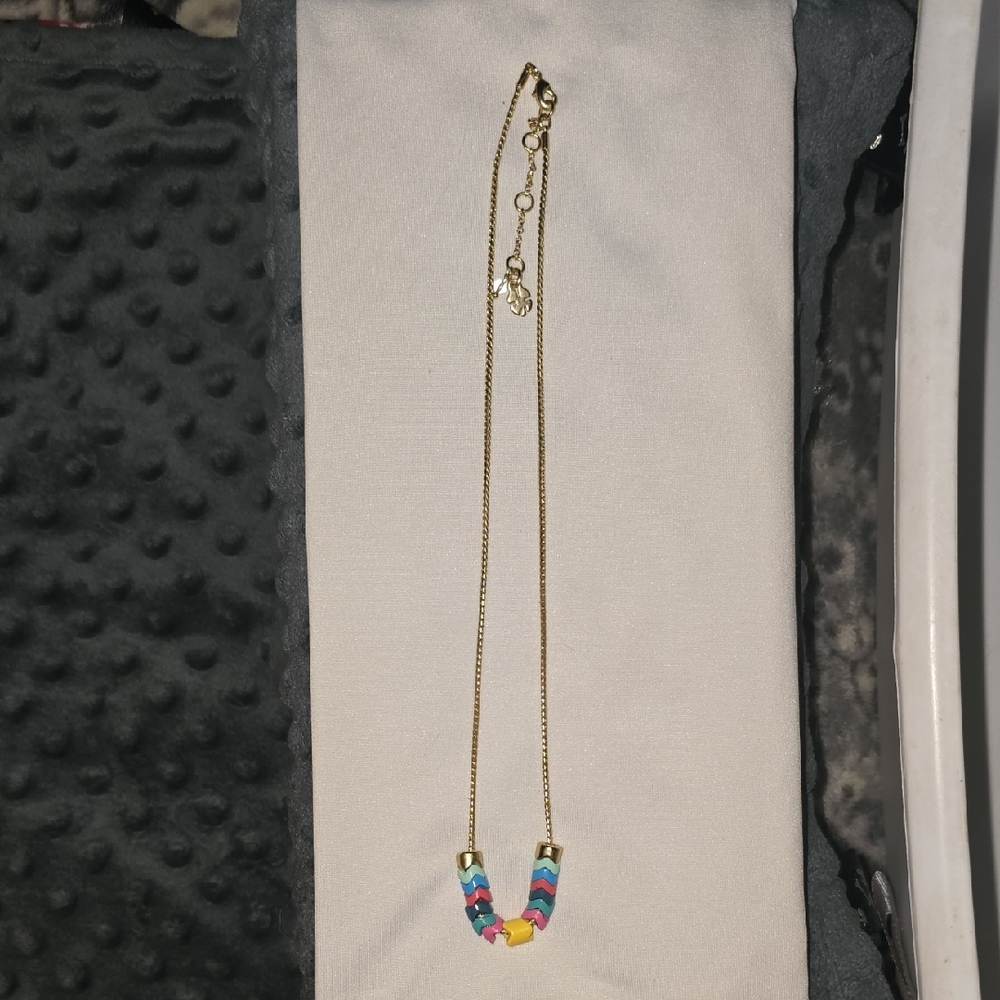 Howlith Perlen Rondelle Abstract Multicolor Necklace with Gold Chain
